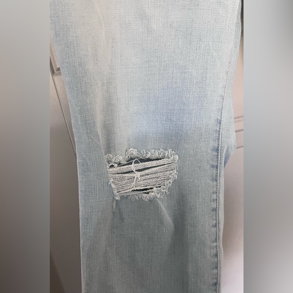 Good American Good Waist Crop Distressed Jeans - Picture 4 of 6